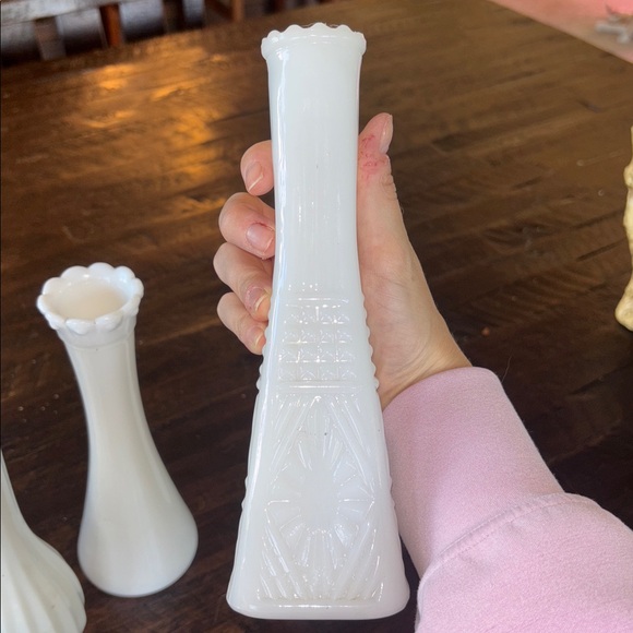 Set of Milk Glass Decorative Vases - Picture 9 of 9